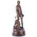 Vadász vadászkutyával - bronz szobor márványtalpon képe
